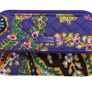 VERA BRADLEY Iconic RFID ALL IN ONE CROSSBODY
